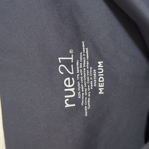 Rue 21 Dark Slate Gray Cross Waist Flare Leggings Size Medium - Picture 2 of 5